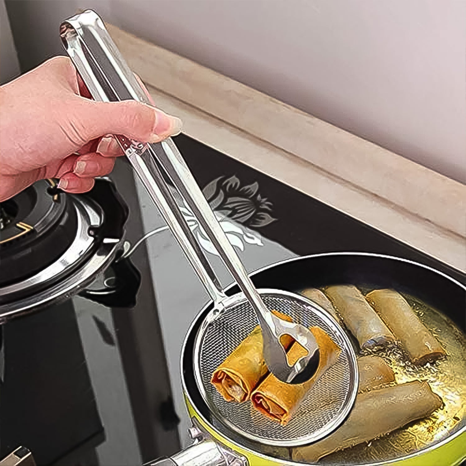 2In1 Stainless Steel Filter Spoon with Clip Food Kitchen Oil-Frying Multi-Functional 2In1 Stainless Steel Filter Spoon with Clip Food Kitchen Oil-Frying Multi-Functional
